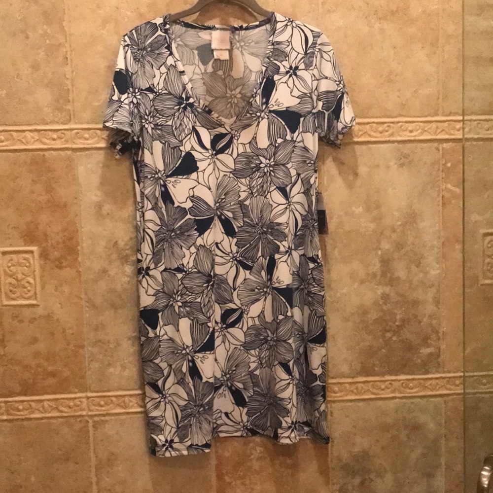 Stella Parker SPF30 Dress size Small NWT